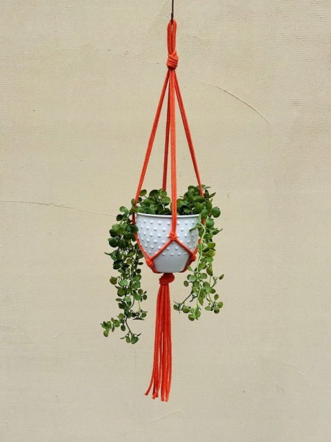 Kwietnik Wiszący na Ścianę Makrama ze Sznurka na Kwiaty BOHO Pomarańczowy Kwietnik Wiszący na Ścianę Makrama ze Sznurka na Kwiaty BOHO Pomarańczowy