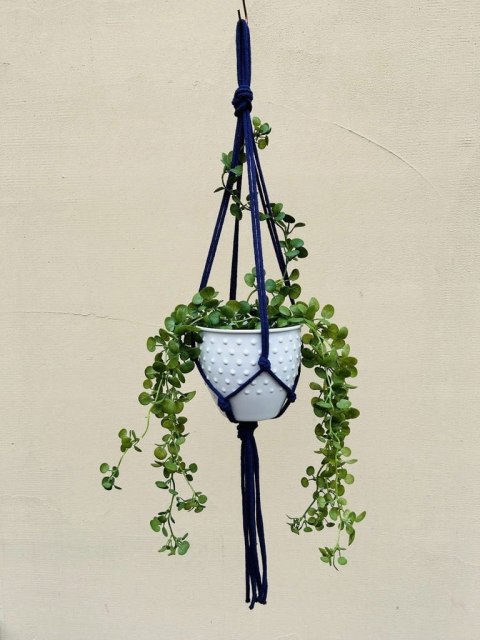 Kwietnik Wiszący na Ścianę Makrama ze Sznurka na Kwiaty Styl BOHO Fioletowy Kwietnik Wiszący na Ścianę Makrama ze Sznurka na Kwiaty Styl BOHO Fioletowy