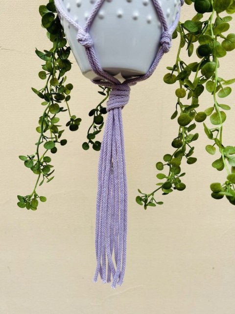 Kwietnik Wiszący na Ścianę Makrama ze Sznurka na Kwiaty Styl BOHO Liliowy Kwietnik Wiszący na Ścianę Makrama ze Sznurka na Kwiaty Styl BOHO Liliowy